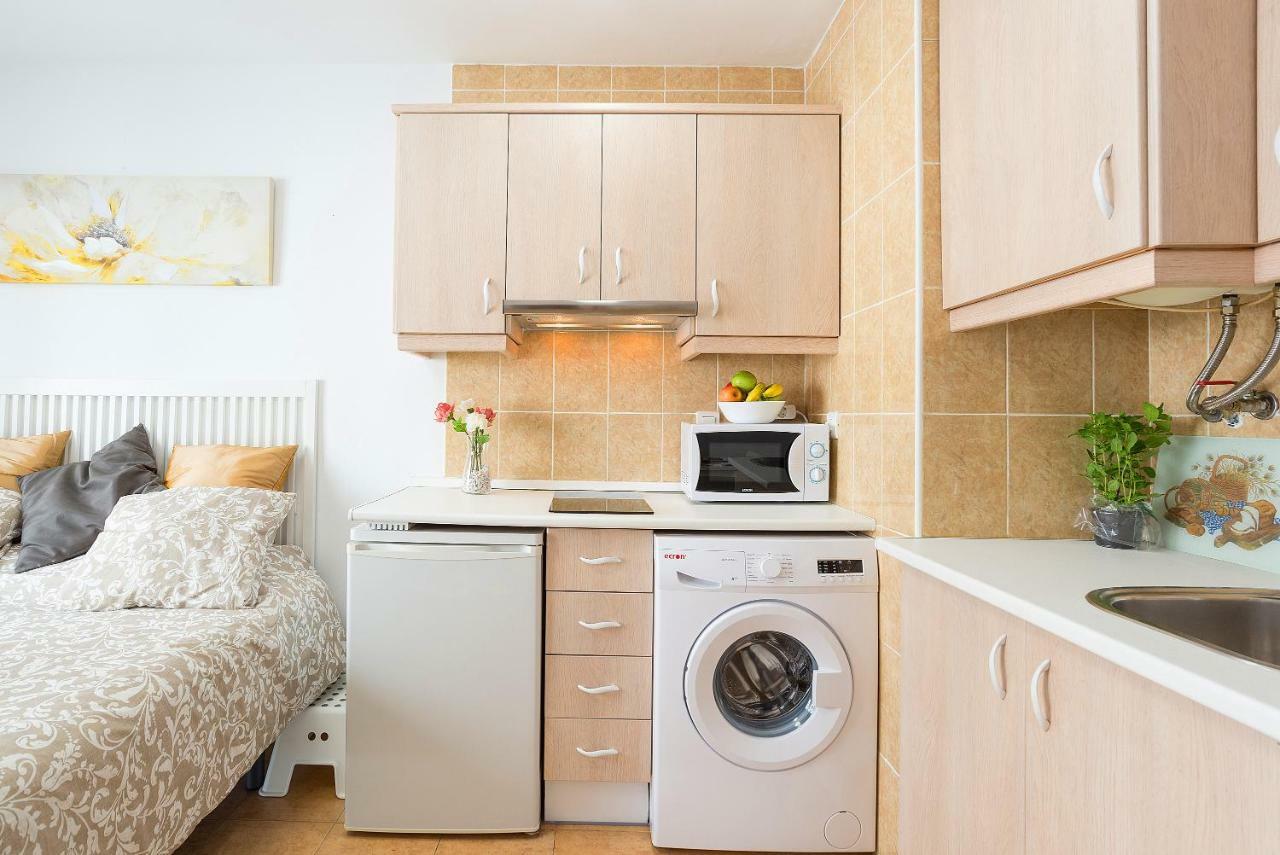 Center D Apartment *